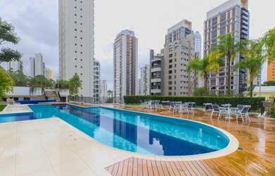 Imagem 4: Apartamento Padrão, 4 dormitórios na Rua Diego De Castilho