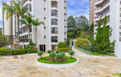 Imagem 3: Apartamento Padrão, 4 dormitórios na Rua Diego De Castilho