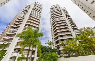 Imagem 2: Apartamento Padrão, 4 dormitórios na Rua Diego De Castilho