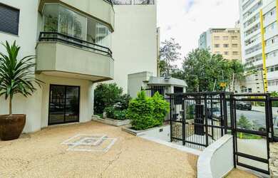 Imagem 2: Apartamento Padrão, 3 dormitórios na Rua Piracuama