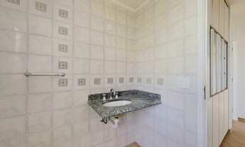 Imagem 2: Apartamento Padrão, 3 dormitórios na Rua Paulo Franco