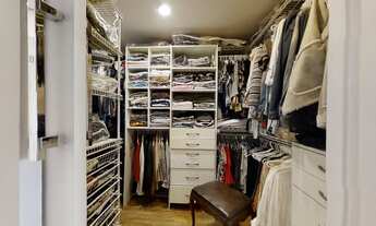 Imagem 7: Apartamento Padrão, 3 dormitórios na Rua Luminárias