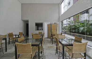 Imagem 5: Apartamento Padrão, 2 dormitórios na Rua Cristiano Viana