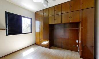 Imagem 6: Apartamento Padrão, 4 dormitórios na Rua Agostinho Rodrigues Filho