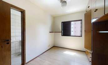 Imagem 4: Apartamento Padrão, 4 dormitórios na Rua Agostinho Rodrigues Filho