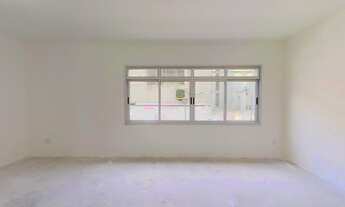 Imagem 4: Apartamento Padrão, 3 dormitórios na Rua Baluarte