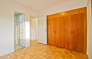 Imagem 7: Apartamento Padrão, 3 dormitórios na Rua Luís Góis