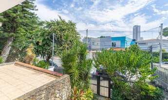 Imagem 5: Casa Padrão, 4 dormitórios na Rua Uruana