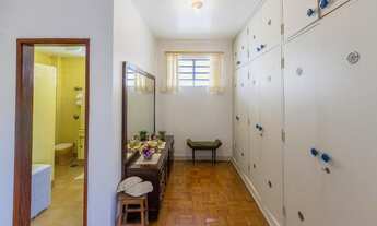 Imagem 6: Casa Padrão, 4 dormitórios na Rua Uruana