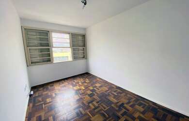 Imagem 2: Apartamento à venda no bairro Floresta - Porto Alegre/RS