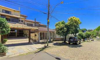 Imagem: Casa à venda no bairro Cavalhada - Porto
