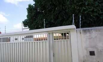 Imagem: Casa à Venda em Lagoa Nova