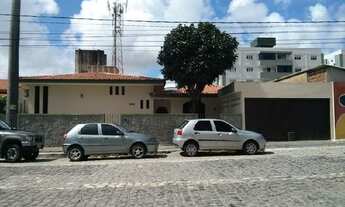 Imagem: Casa à Venda em Lagoa Nova