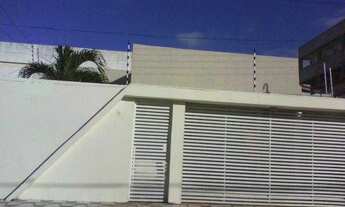 Imagem: Casa à Venda em Lagoa Nova