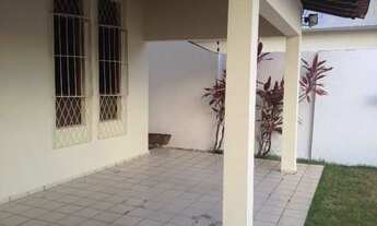 Imagem: Casa à Venda em Lagoa Nova