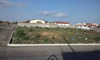 Imagem: Terreno/Loteamento à Venda em Parnamirim
