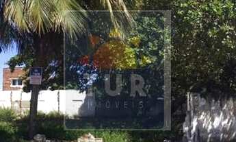 Imagem 1: TERRENO C/700M², 700M² de Área Construída na Rua Luiz Gonzaga Xavier