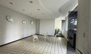 Imagem 2: EDF. SAINT JAMES