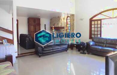 Imagem 4: Casa a Venda em Niterói, Itaipu, 4 dormitórios, 3 suítes, 1 banheiro, 4 vagas