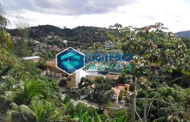 Imagem 3: Casa a Venda em Niteroi, Badu, 3 dormitórios, 1 suíte, 1 banheiro, 2 vagas