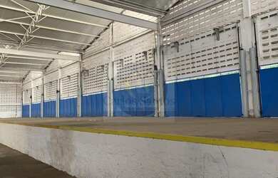 Imagem 3: Galpão/Prédio Comercial para Locação em Curado