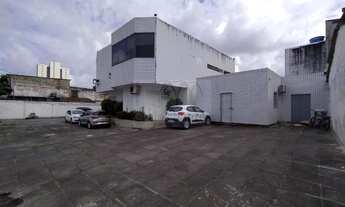 Imagem: Galpão/Prédio Comercial à Venda em Bongi