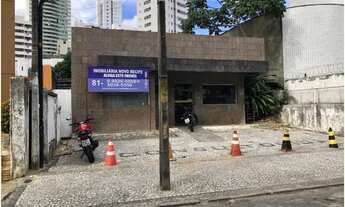 Imagem: CASA COMERCIAL NA PRAÇA EÇA DE QUEIROZ