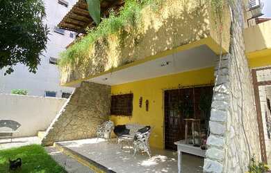 Imagem 3: Casa na Lagoa do Araçá