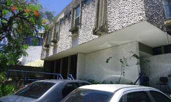 Imagem 4: CASA NA AV. AGAMENON MAGALHÃES