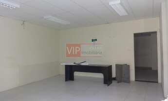 Imagem 5: Casa comercial na Av. Agamenon Magalhães