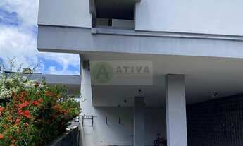 Imagem 4: CASA EM PIEDADE Loja com 4 dormitórios