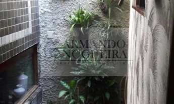 Imagem 5: CASA EM PIEDADE Casa com 4 dormitórios