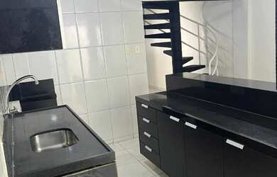 Imagem 4: CASA EM CANDEIAS