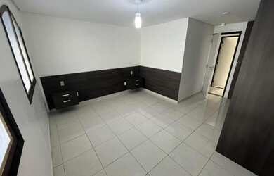 Imagem 7: CASA EM CANDEIAS