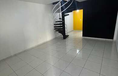 Imagem 3: CASA EM CANDEIAS