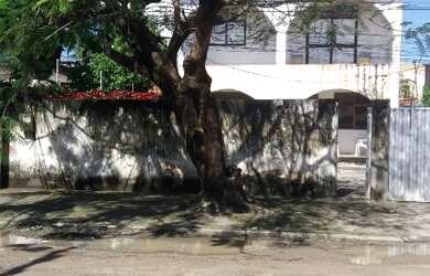 Imagem: CASA EM CANDEIAS