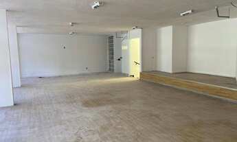 Imagem 3: CASA COMERCIAL Casa com 5 dormitórios