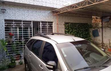 Imagem 6: CASA EM PIEDADE Casa com 4 dormitórios