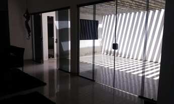 Imagem 2: CASA COM 3 QUARTOS EM CANDEIAS