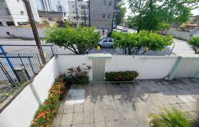 Imagem: CASA EM CANDEIAS