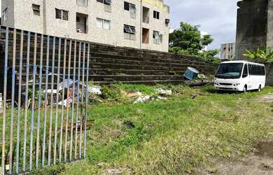 Imagem 3: LOTES EM CANDEIAS