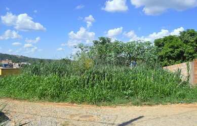 Imagem 3: Lote com barracão FINANCIADO a venda no Bairro Nápoli