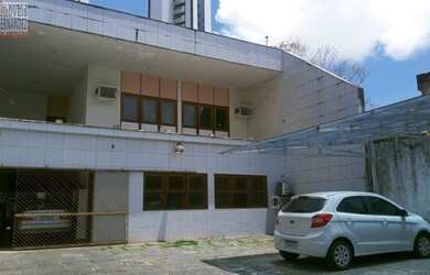 Imagem 3: Casa 05 Quartos 02 Pavimentos na Madalena com 426 m² de Área útil, 600,52 m² Terreno com