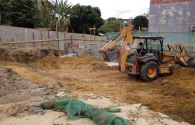 Imagem: Terreno com Fundações pronta para 13Pavimentos