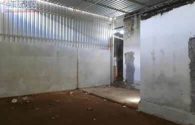 Imagem 4: PRÉDIO TERRENO 4.500M2 + ÁREA CONST. GALPÃO 1.900M2 ALUGO NA AV.JOSÉ AUGUSTO MOREIRA R$ 80