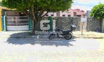 Imagem: CASA COM 4/4 EM PONTA NEGRA