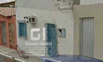 Imagem 2: CASA COM 2/4 EM GUAMARÉ 270M²