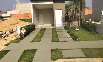 Imagem: Casa à Venda em Vila Sfeir