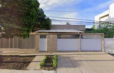 Imagem: Casa à Venda em Jardim Atlântico