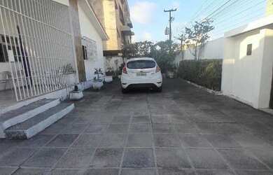 Imagem: Casa à Venda em Jardim Atlântico